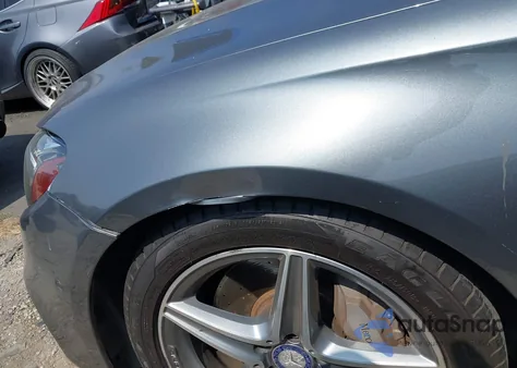 2017 Mercedes-Benz E 300 z USA, uszkodzony, nr VIN WDDZF4JB7HA031920